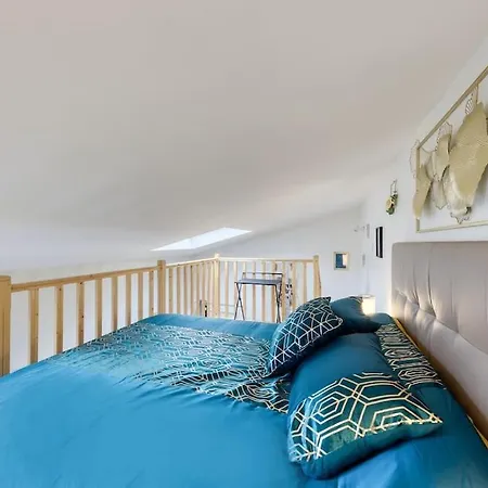 Daire L'elegante Maisonnette - T2 - Paris - Orly - Rer C *